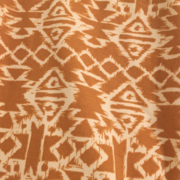 LulaRoe Leggings in One Size - Picture 2 of 2